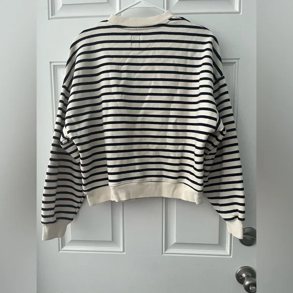 GAP Classic VintageSoft Wedge Crewneck Sweatshirt Navy & White Striped Shirt XS - Picture 2 of 7